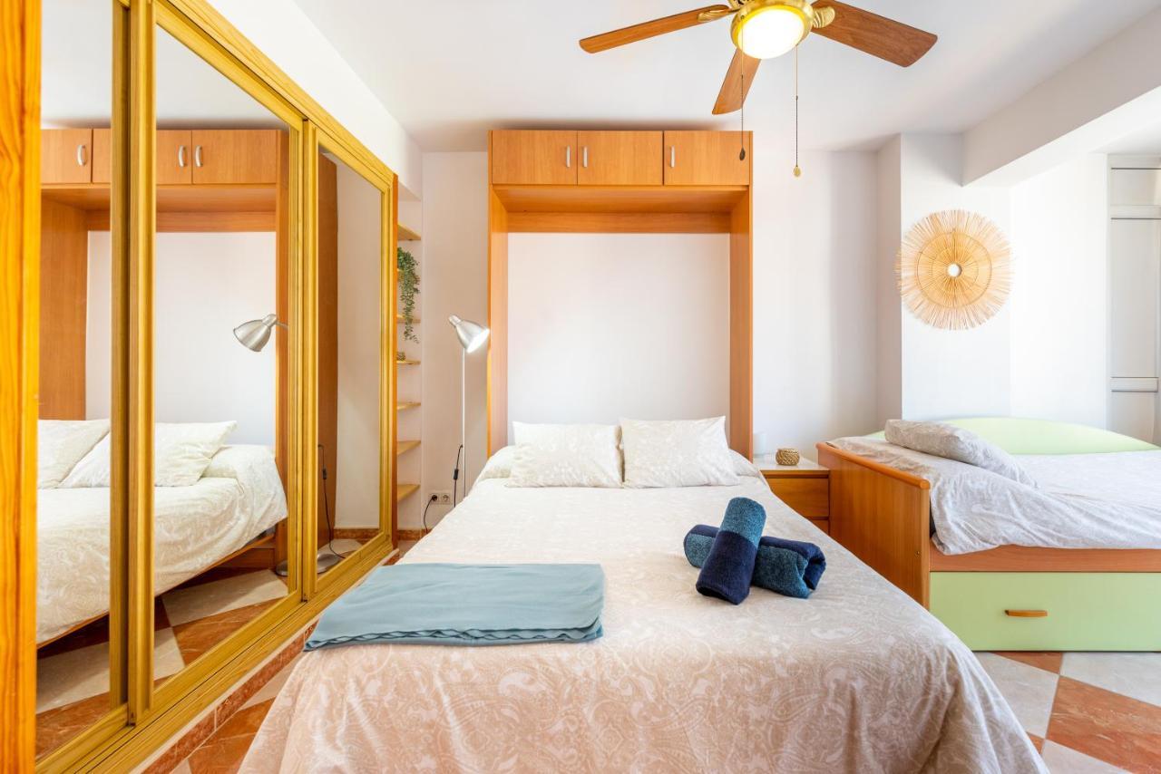 Sunny Seaside Apartment อาร์โรโย เดลา เมียล ภายนอก รูปภาพ