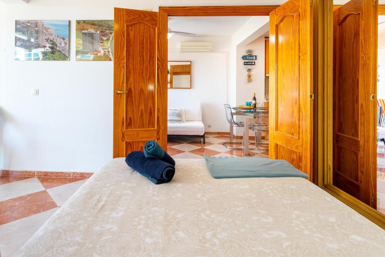 Sunny Seaside Apartment อาร์โรโย เดลา เมียล ภายนอก รูปภาพ